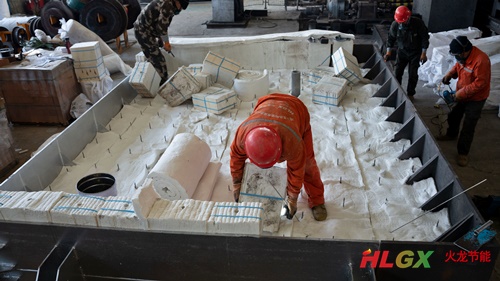 可變?nèi)萃嘶馉t保溫